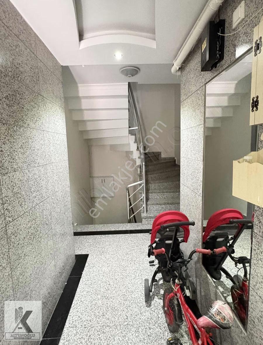 Altunoğlu"ndan Metrobüse 2 Dakika 2+1 90m2 Yeni Bina Arakat - Görsel 20