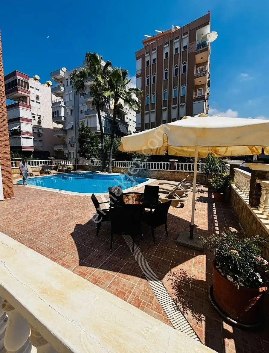 Elit Kleopatra Bahçe Katı Teraslı Daire 2+1 Eşyalı - Görsel 4