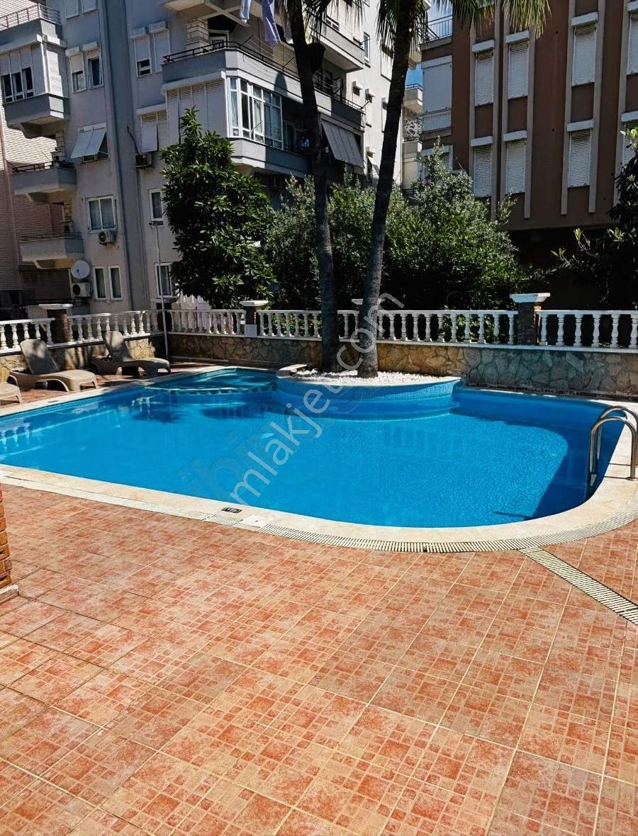 Elit Kleopatra Bahçe Katı Teraslı Daire 2+1 Eşyalı - Görsel 16