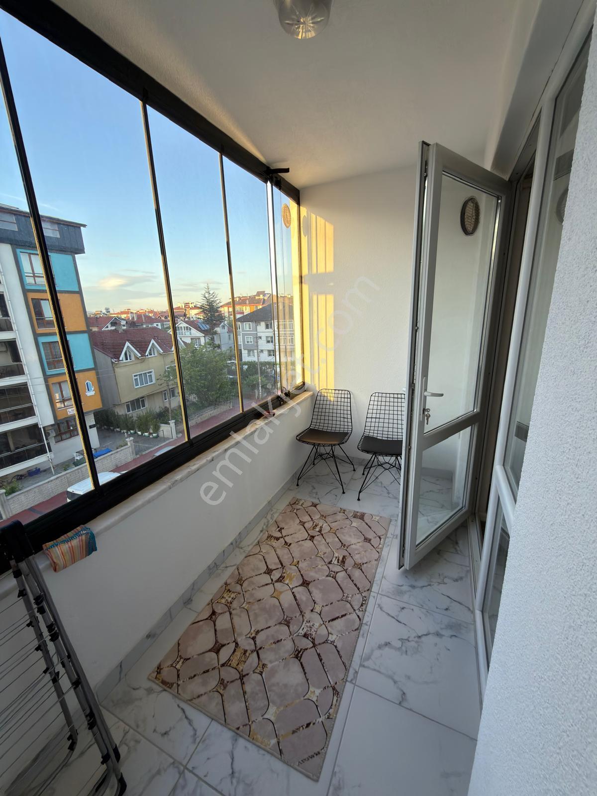 Ara Kat / Hastane Otobüs Duraklarına 100mt / Full Eşyalı / 1+1 - Görsel 6