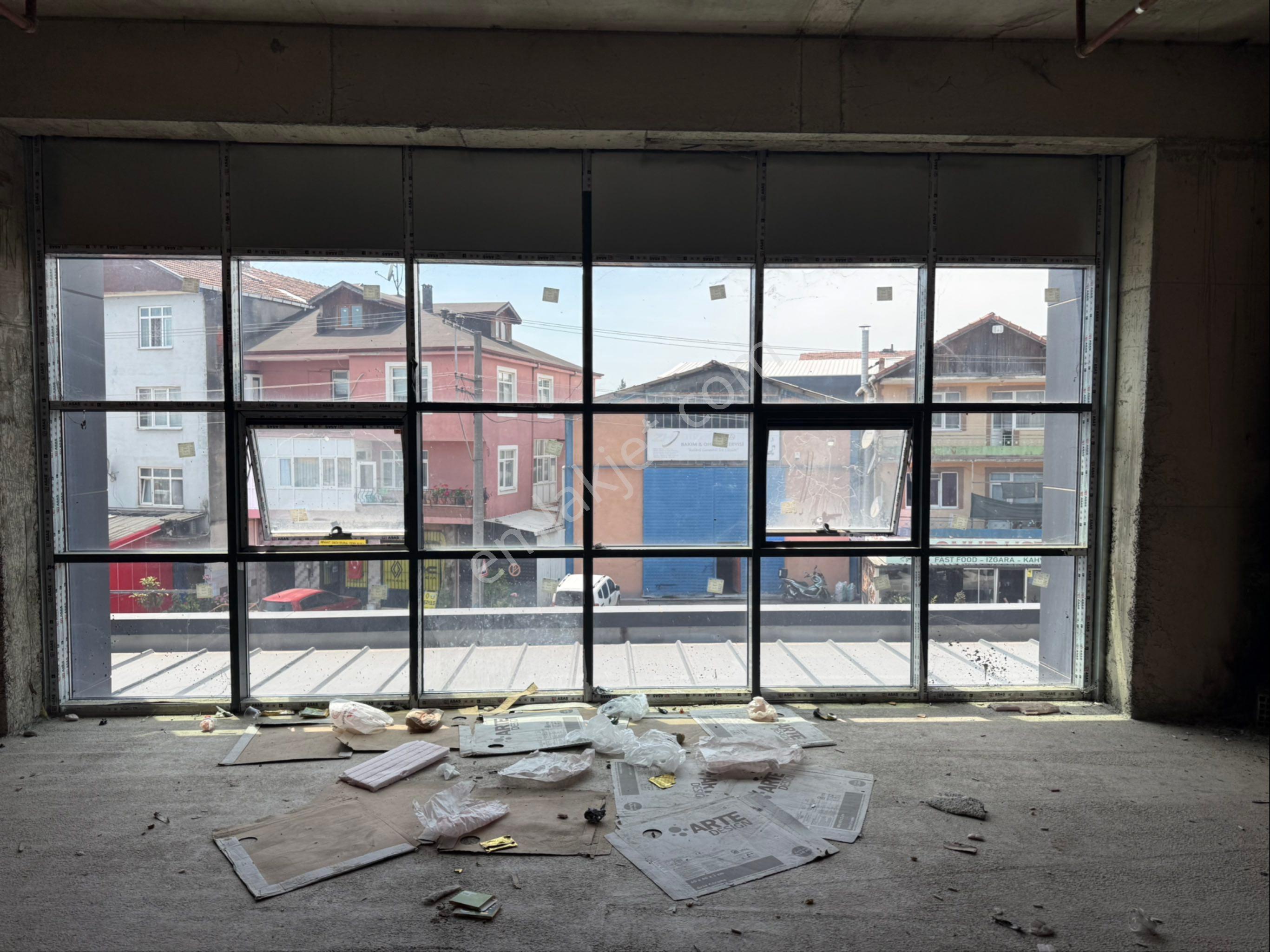 Cadde Üzeri Dükkan İşyeri - Görsel 26