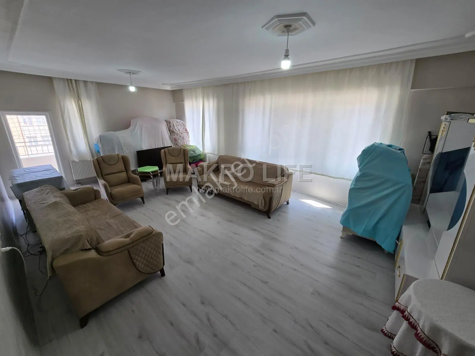 Gaziler Eski Son Durakta Ana Cadde Üzerinde Acil Satılık 3+1 Masraflı Daire! - Görsel 3