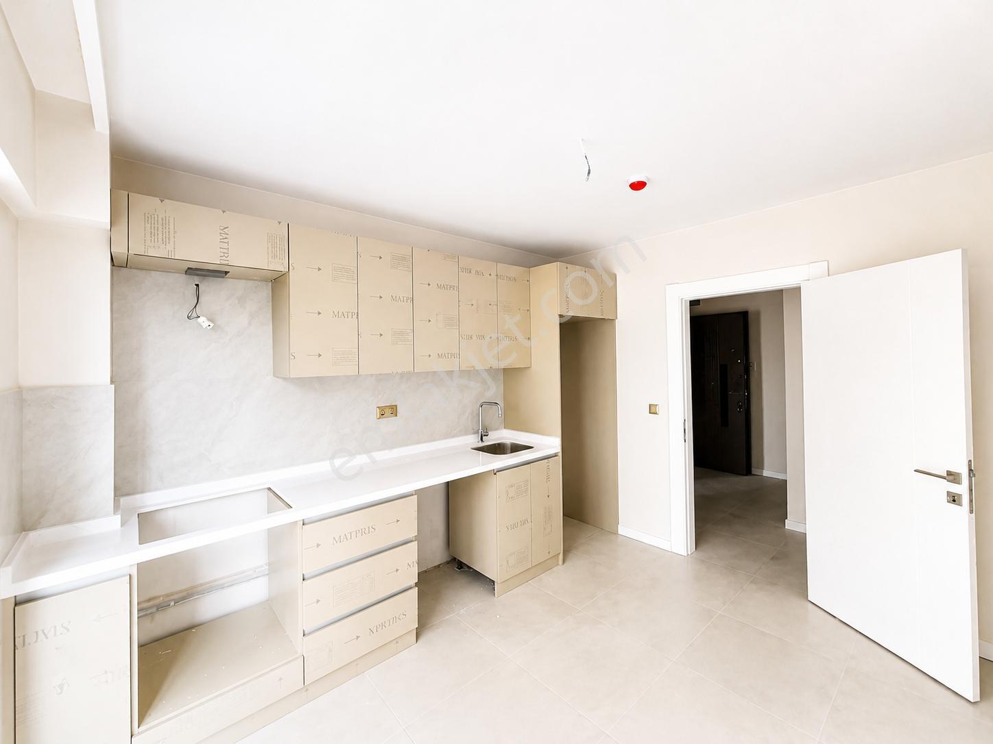 Marka/yeşilova'da Kapalı Mutfaklı Giyinme Odalı Çift Banyolu 2+1 85 M2 Daire - Görsel 4