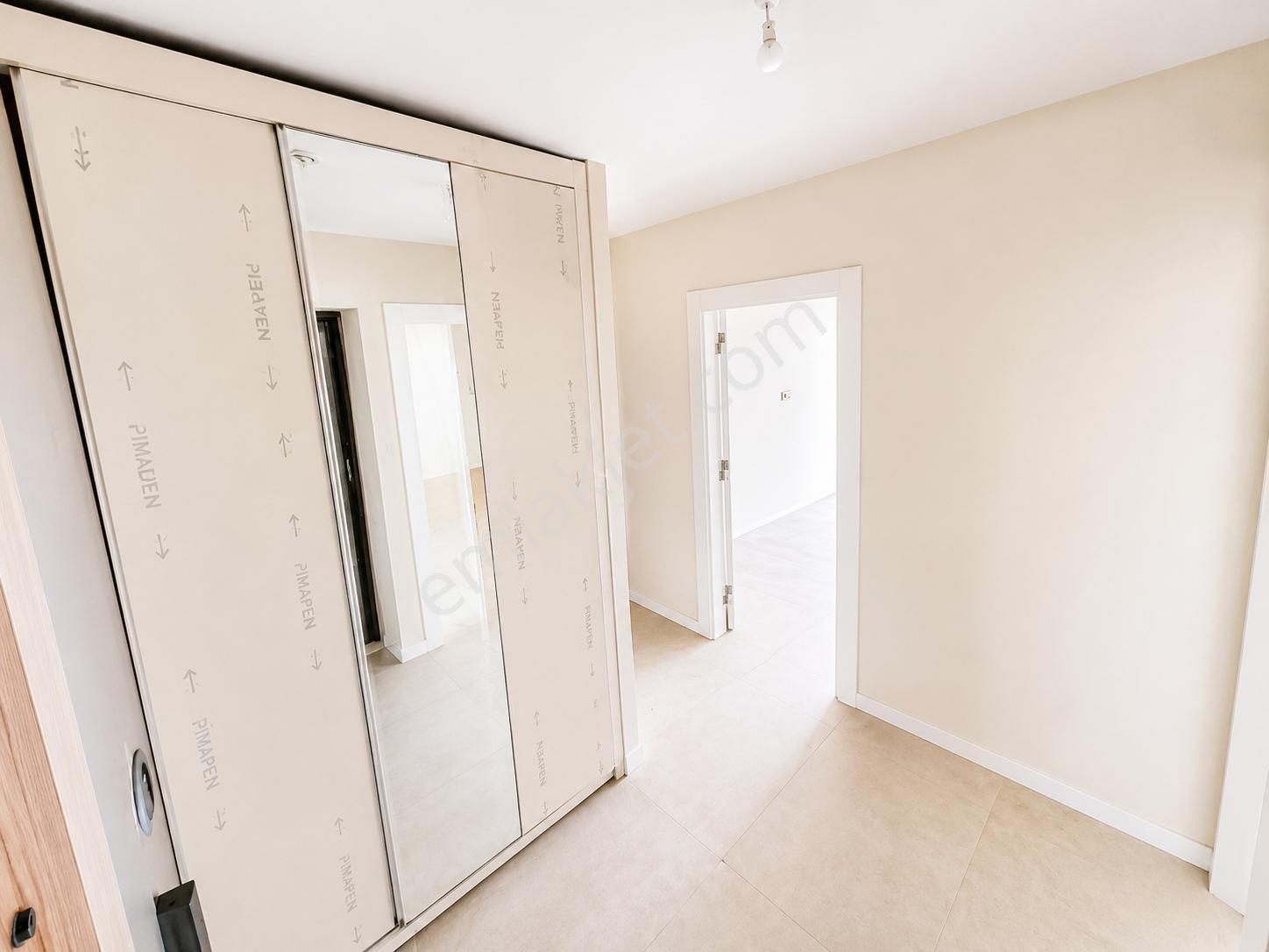 Marka/yeşilova'da Kapalı Mutfaklı Giyinme Odalı Çift Banyolu 2+1 85 M2 Daire - Görsel 11