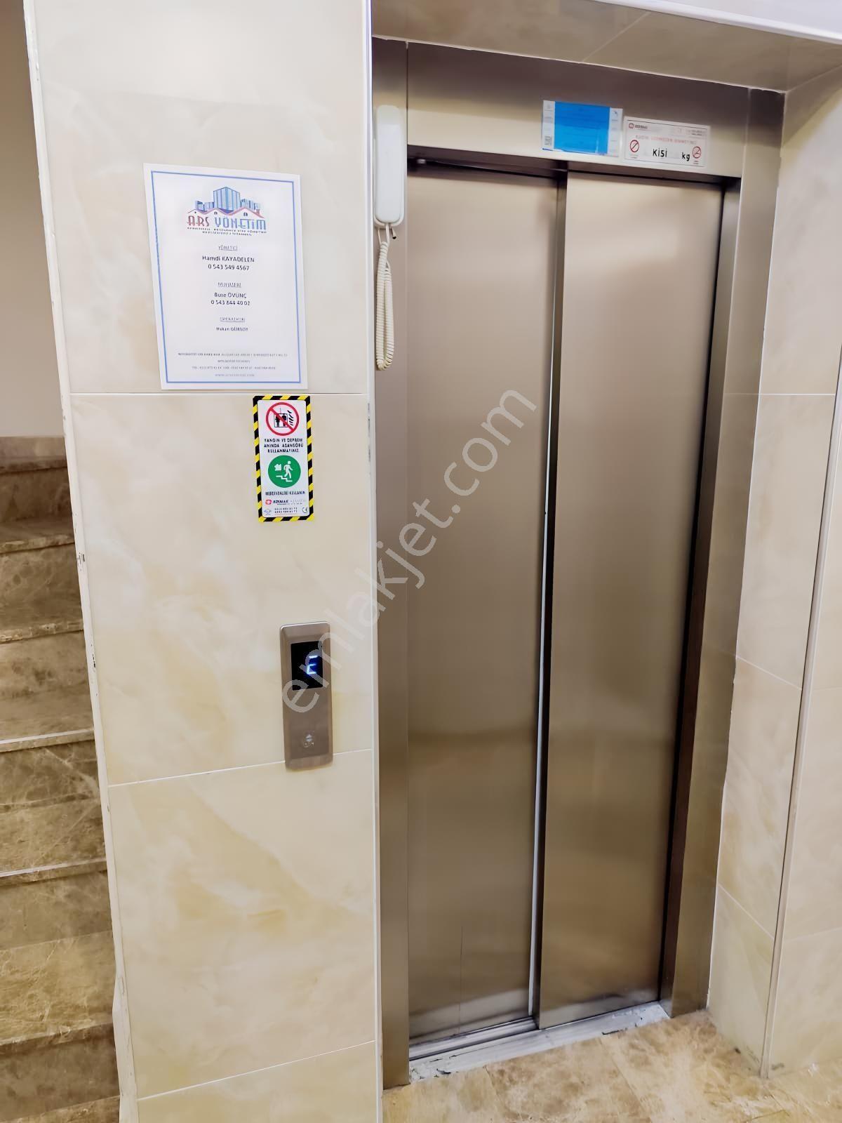 Kavaklı Park Sitesinde Yatay Mimarili Lüks Satılık 2+1 Daire - Görsel 30