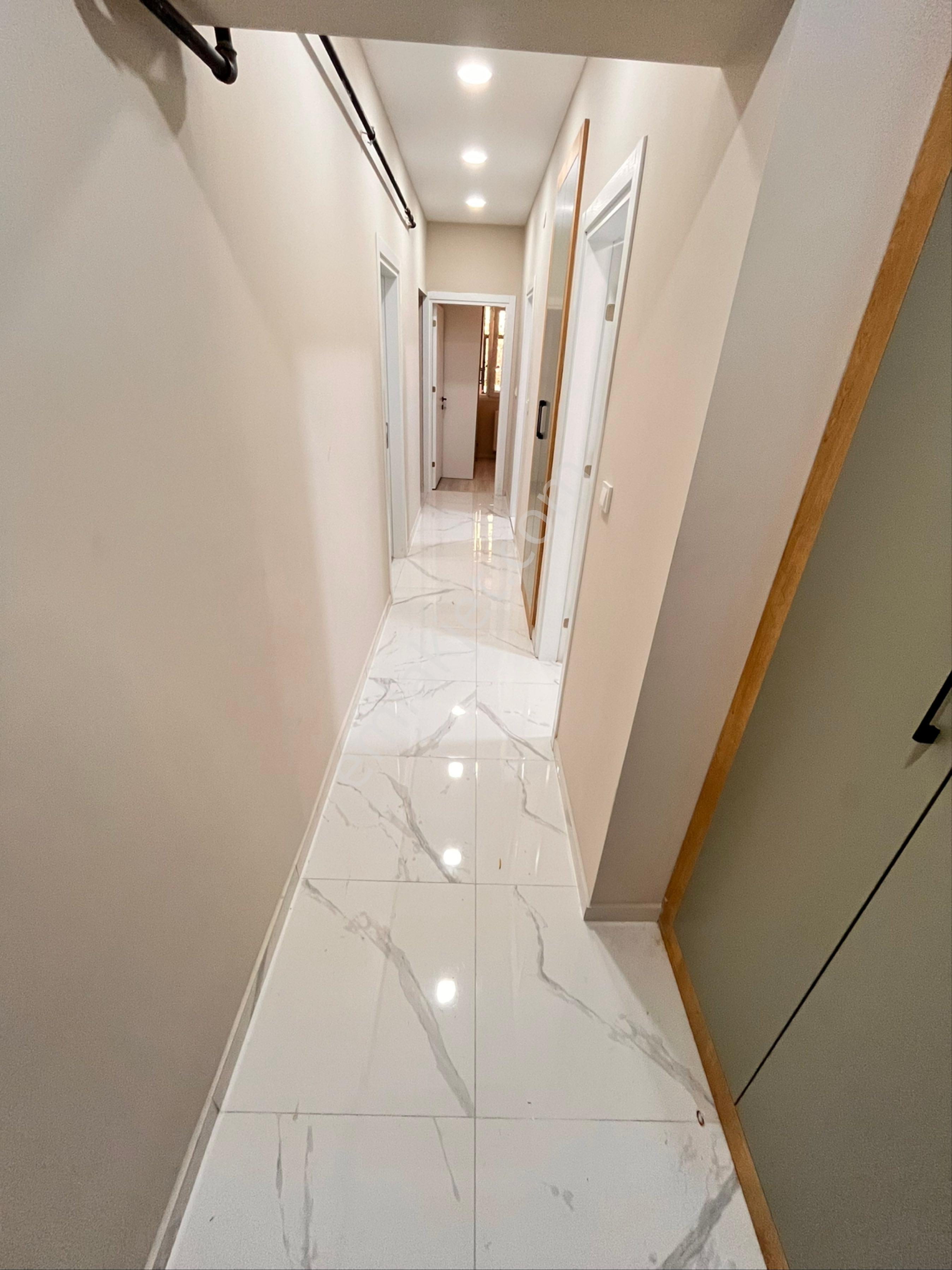 Halilrıfatpaşa Caddesinde 2+1 Ve 1+1 Full Eşyalı Kiralık Daireler Faturalar Dahil - Görsel 29