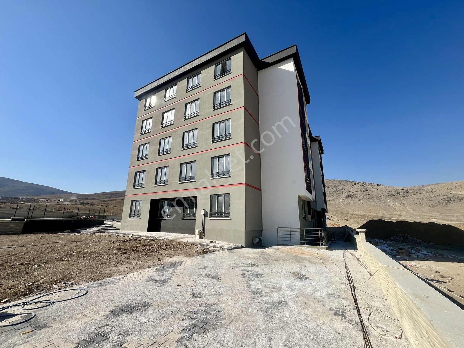 Yks'den S.eyyubi Mh. Geniş 2+1/95m² Kapalı Otoparklı Daire - Görsel 11