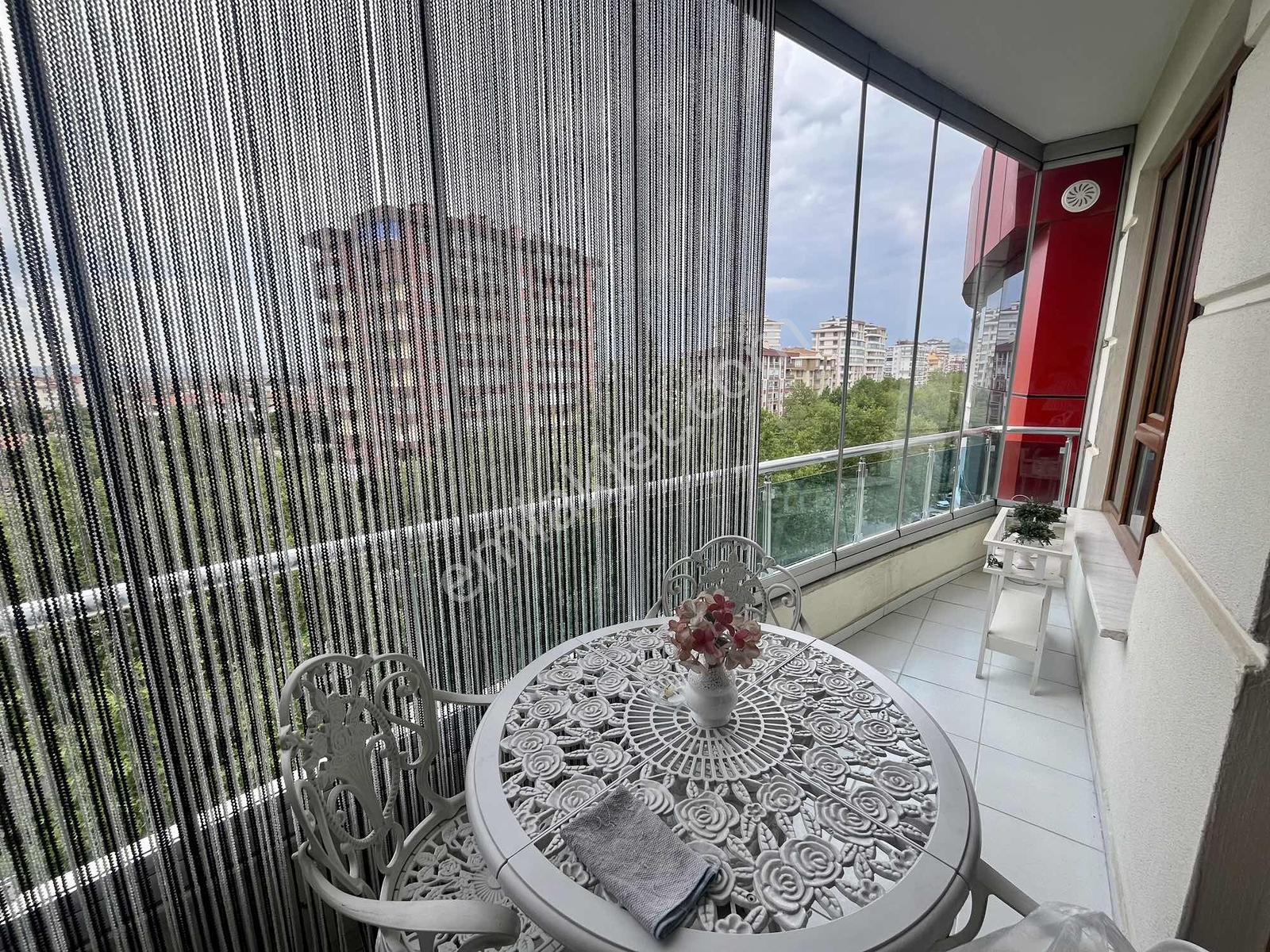 Yks'den Ahmet Özcan Cad. Üzerinde 4+1/220m² Satılık Daire - Görsel 18