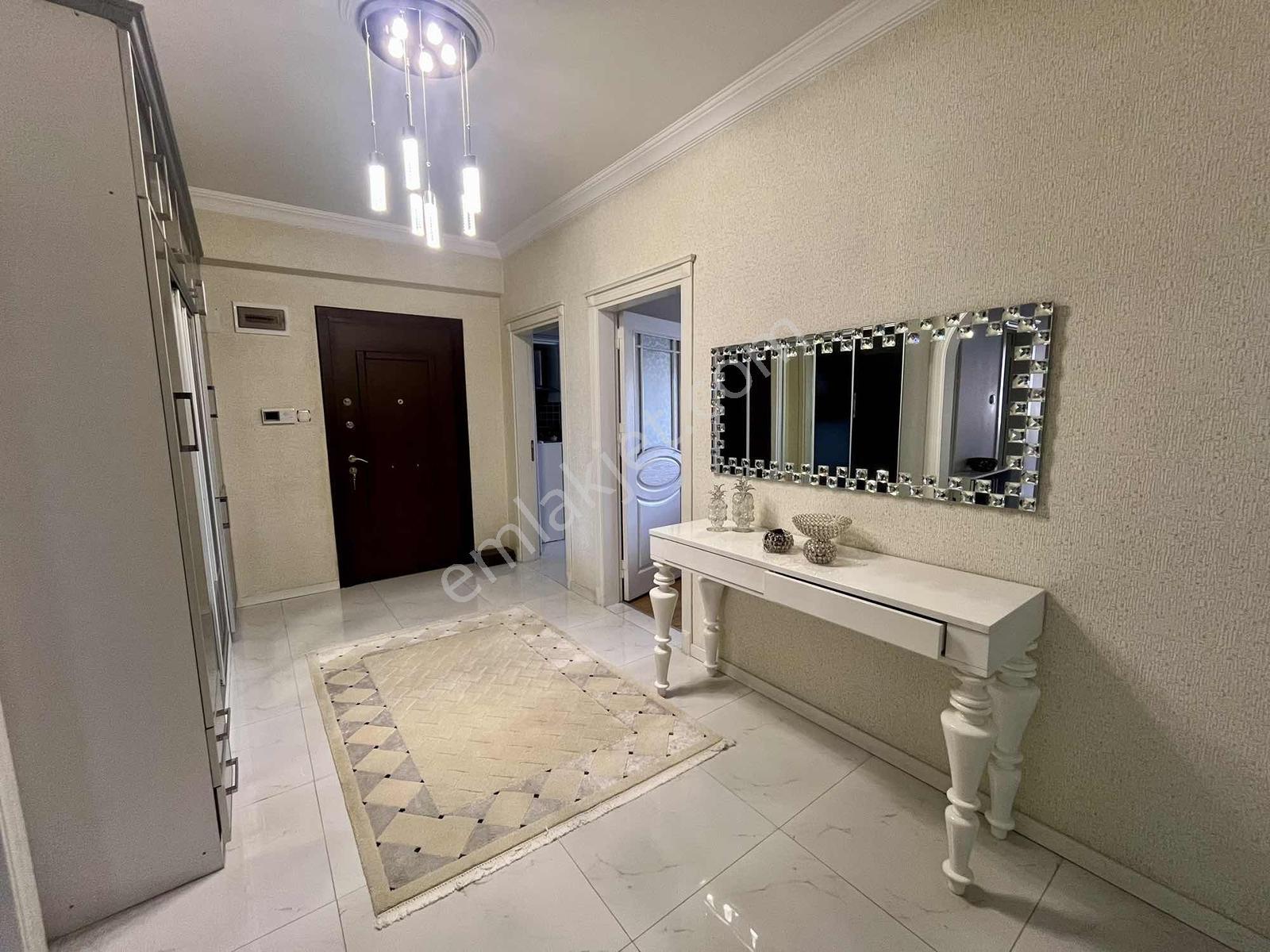 Yks'den Ahmet Özcan Cad. Üzerinde 4+1/220m² Satılık Daire - Görsel 36