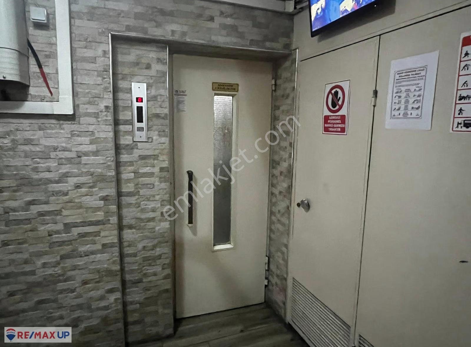 Poligon Metro Yanı Satılık Asansörlü 3+1 Daire - Görsel 8