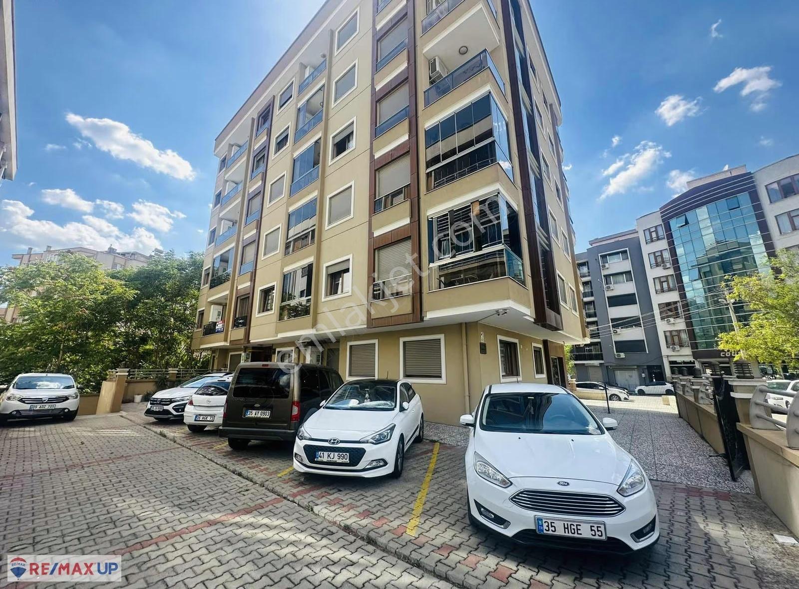 Ege Üniversitesi Ve Evka 3 Metro Yakını 2+1 Satılık - Görsel 14
