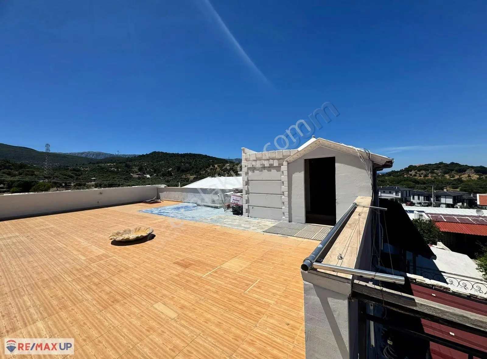 Mordoğanda Cadde Üzeri 140 M² Eşyalı 2+1 Kiralık Daire - Görsel 4