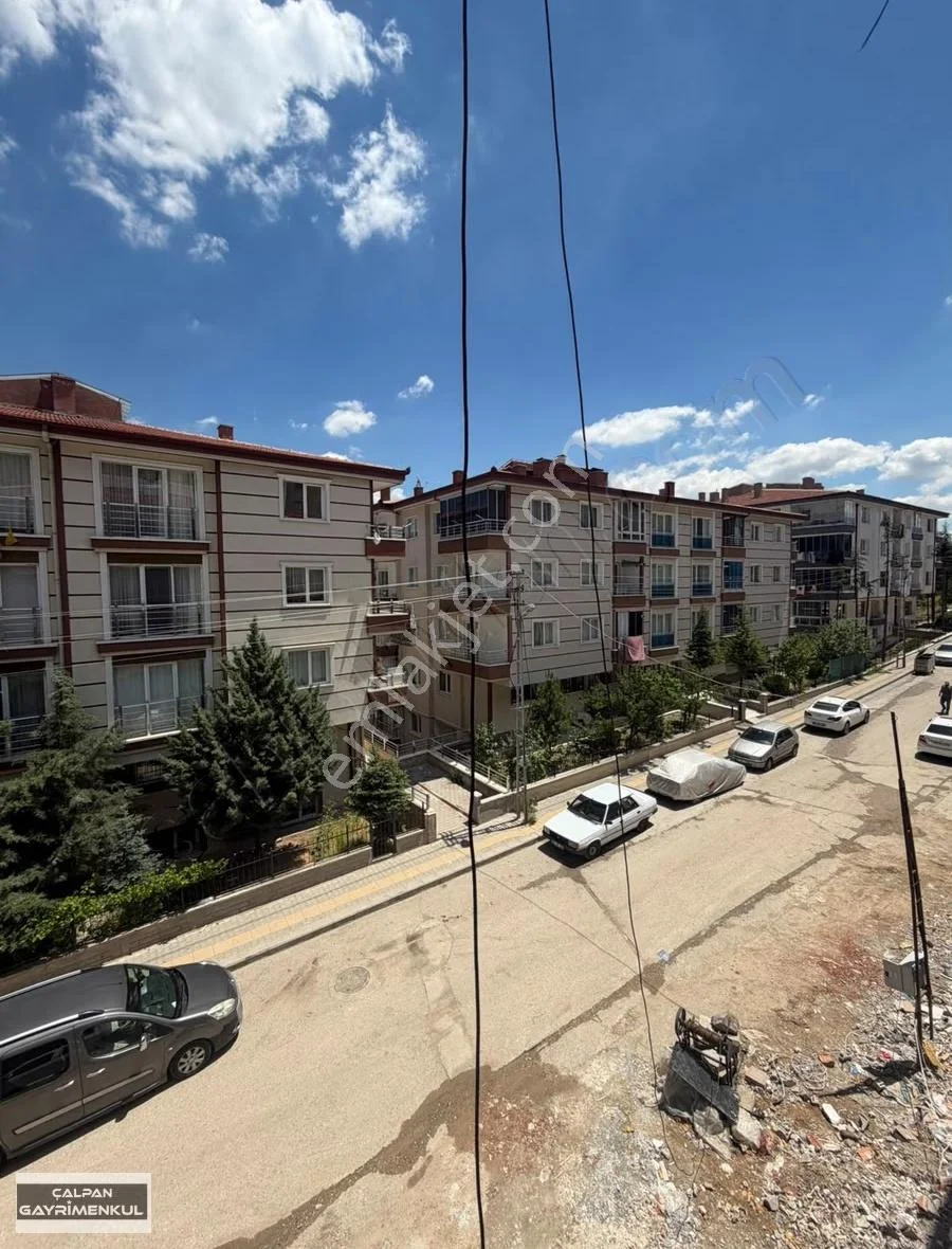 Şahapgürler Mah. Katta Ekstralı Geniş Metrekare Ön Cephe Ful 3+1