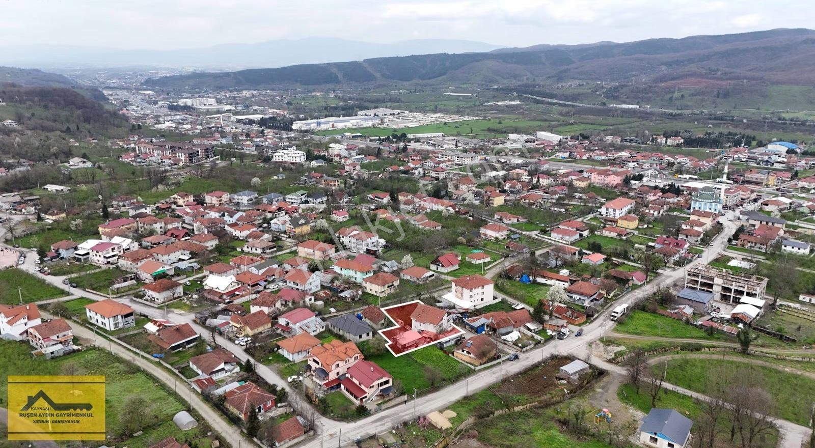 Ruşen Aydın Gyd'dan Kaynaşlı'da Satılık Müstakil Ev & Arsası - Görsel 23
