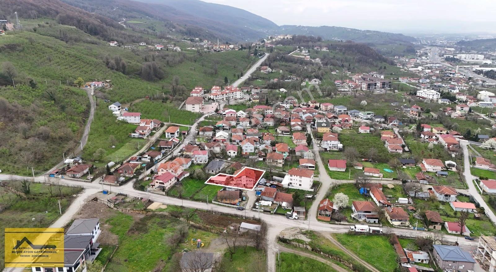 Ruşen Aydın Gyd'dan Kaynaşlı'da Satılık Müstakil Ev & Arsası - Görsel 15