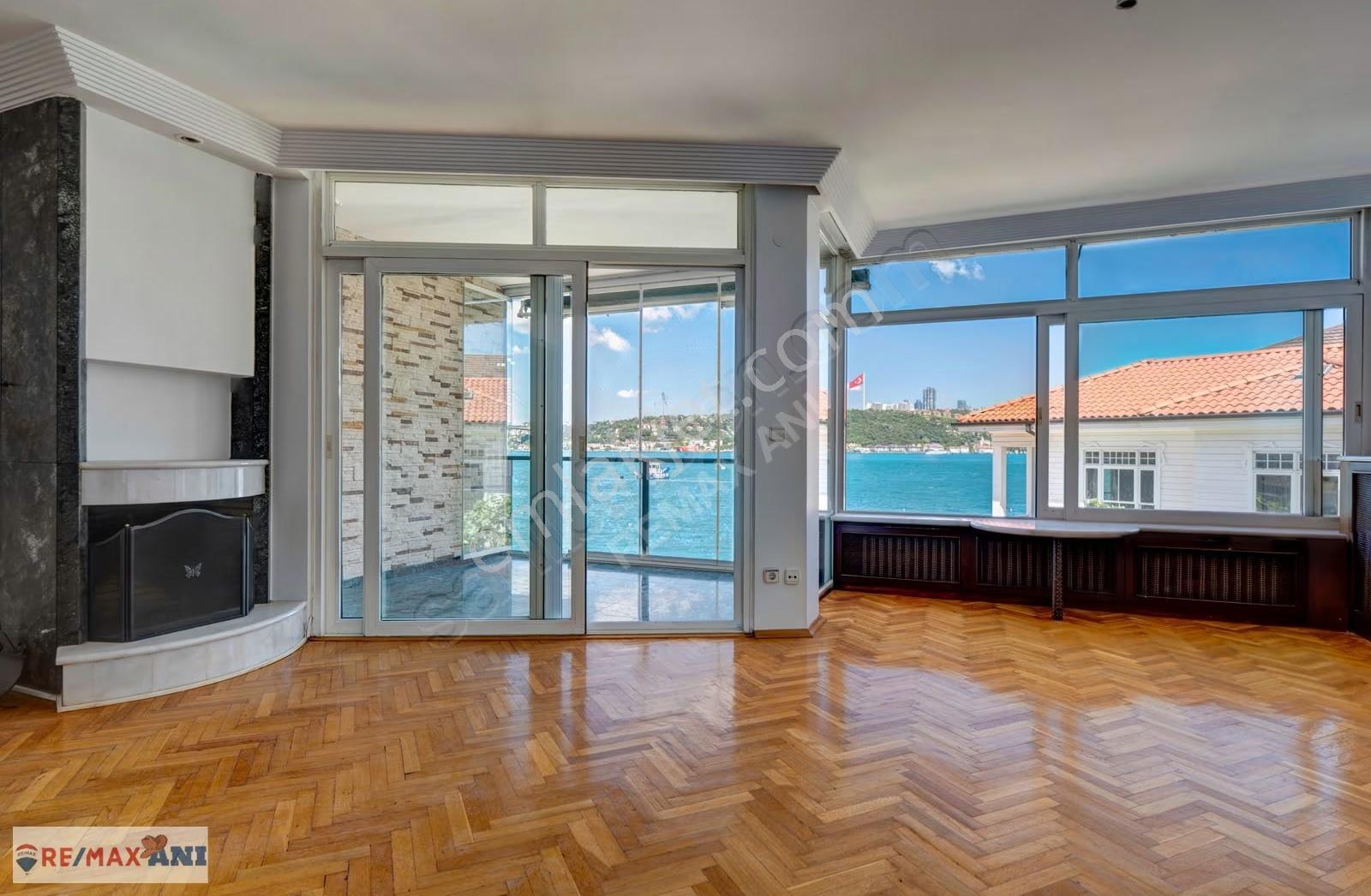 Remax Anı 'dan Çengelköy 'de Özel Rıhtımlı Satılık Yalı Dairesi - Görsel 14