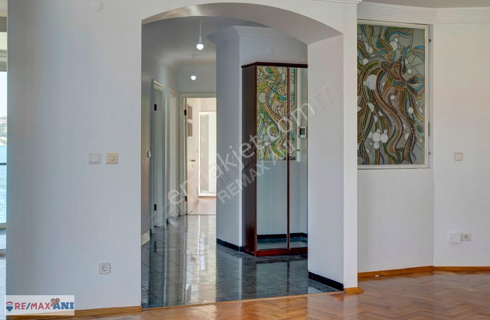 Remax Anı 'dan Çengelköy 'de Özel Rıhtımlı Satılık Yalı Dairesi - Görsel 7