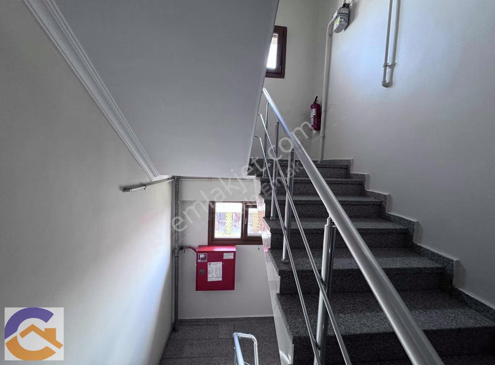 Kartal Petrol İş'te Deniz Manzaralı, Eşyalı 3+1 Dubleks Daire - Görsel 10