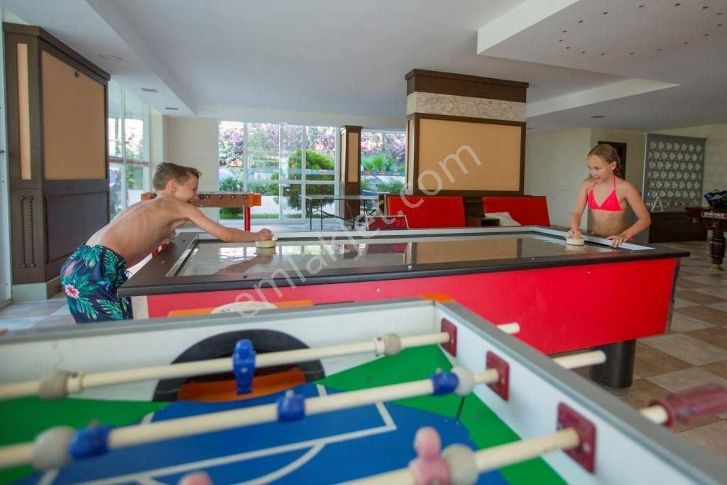 Alanya Tosmur'da Deniz Manzaralı İkamete Uygun 4+1 Dubleks Penthouse - Görsel 24