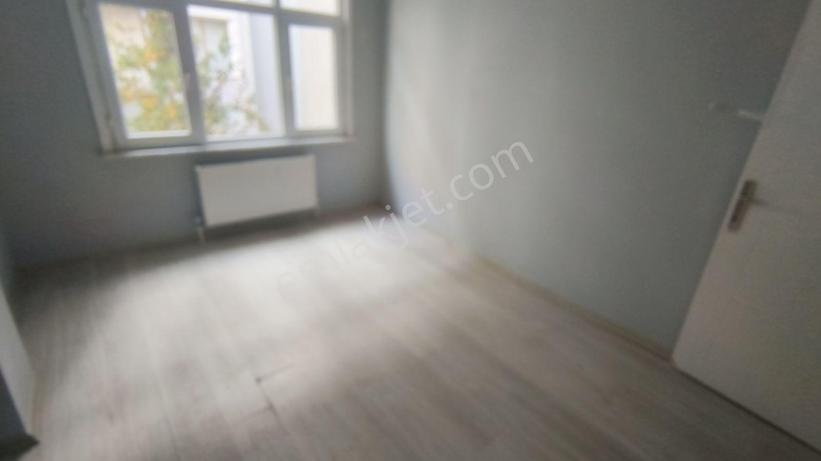 İbar Emlaktan Pendik Carşıda Kiralık 2+1 Daire - Görsel 12