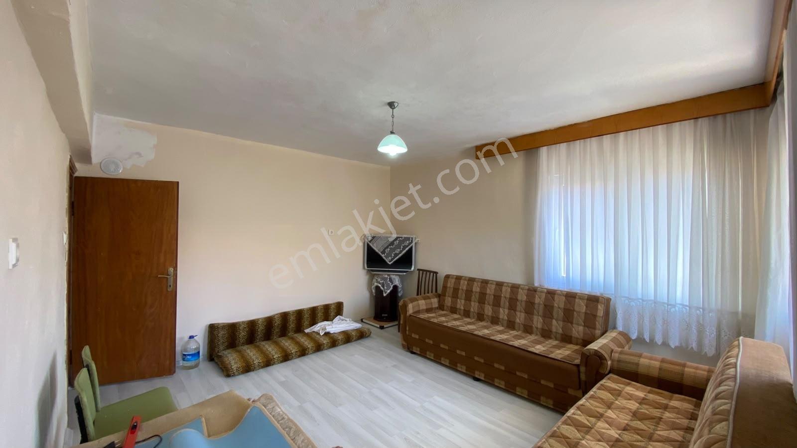 Vıp Gayrimenkul'den 3+1 Manzaralı Ve Bakımlı 145 M² Daire - Görsel 8