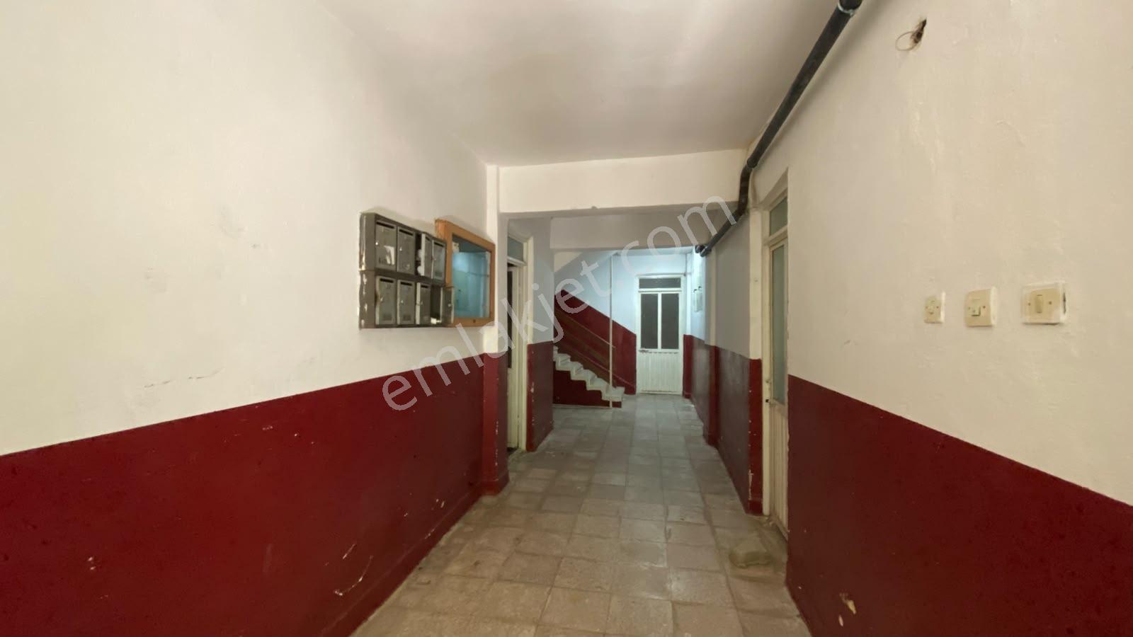 Vıp Gayrimenkul'den 3+1 Manzaralı Ve Bakımlı 145 M² Daire - Görsel 25
