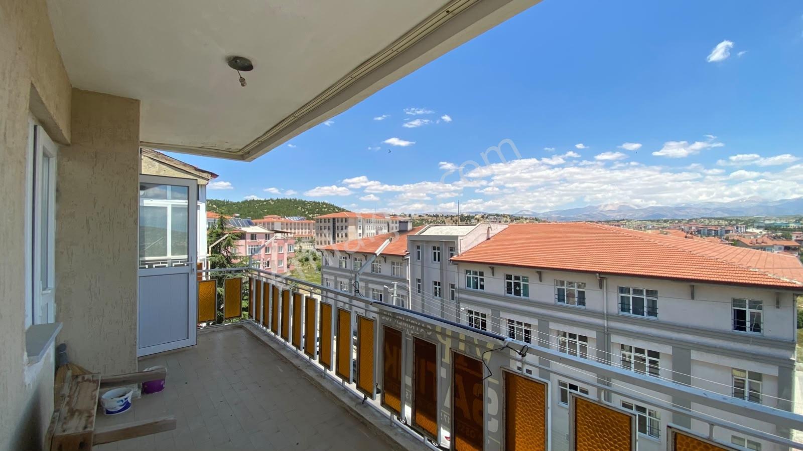 Vıp Gayrimenkul'den 3+1 Manzaralı Ve Bakımlı 145 M² Daire - Görsel 27