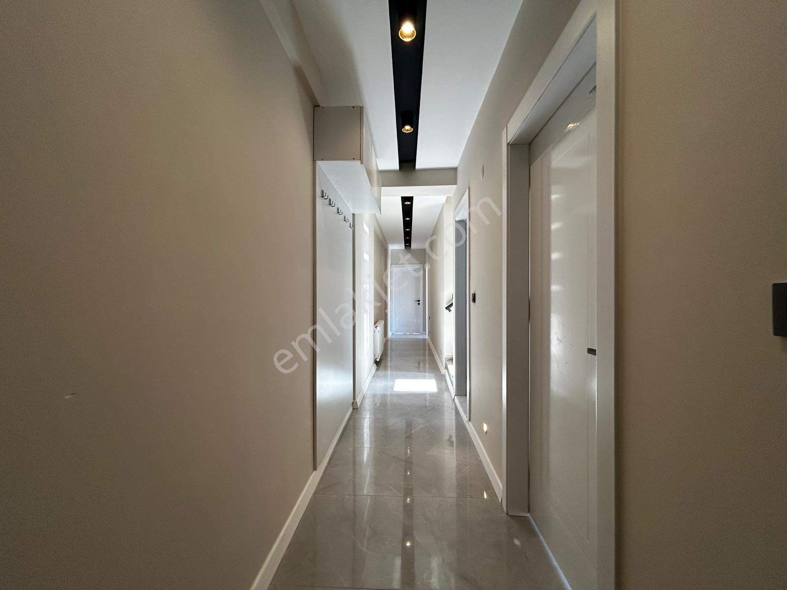 Yüksel'den Turhanbey'de Kapalı Otoparklı 220m² 3+1 Dubleks - Görsel 28