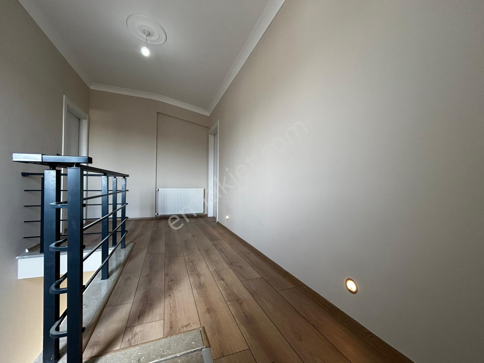 Yüksel'den Turhanbey'de Kapalı Otoparklı 220m² 3+1 Dubleks - Görsel 2