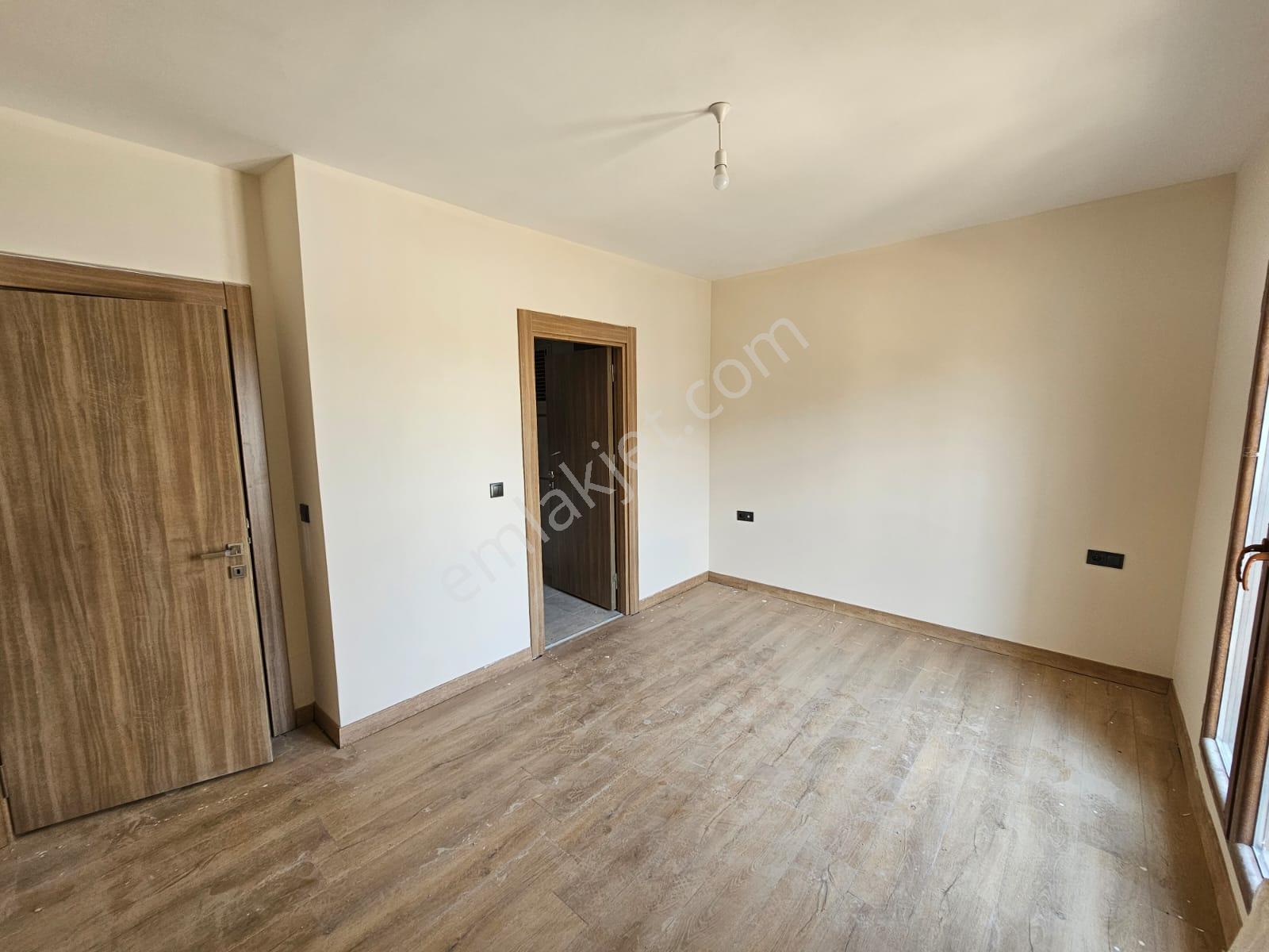 Buruk Tokide Geniş Olan 3+1 Kapalı Mutfak+çift Banyolu Full Extralı Satılık Daire - Görsel 13