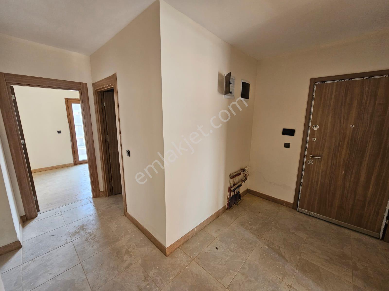 Buruk Tokide Geniş Olan 3+1 Kapalı Mutfak+çift Banyolu Full Extralı Satılık Daire - Görsel 4