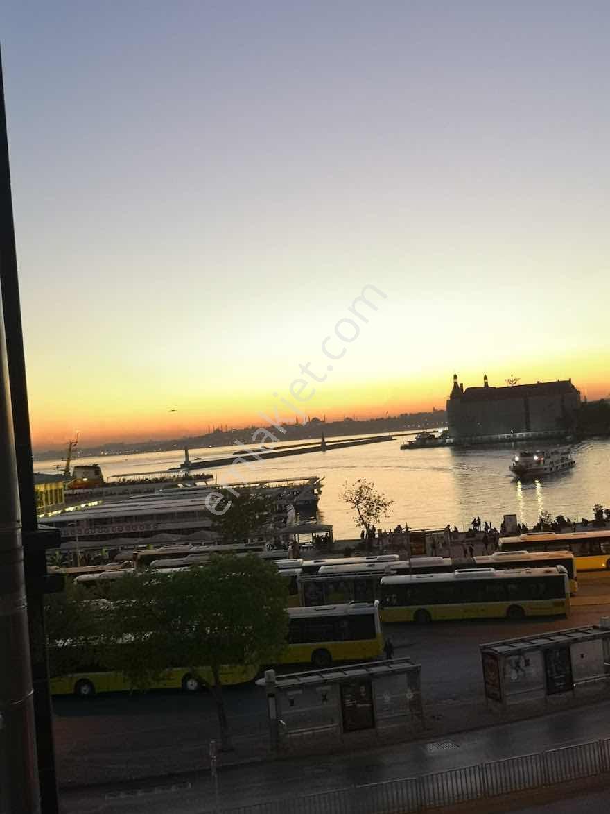 Kadıköy Rıhtımda Deniz Manzaralı Plaza Ofis Katları - Görsel 19