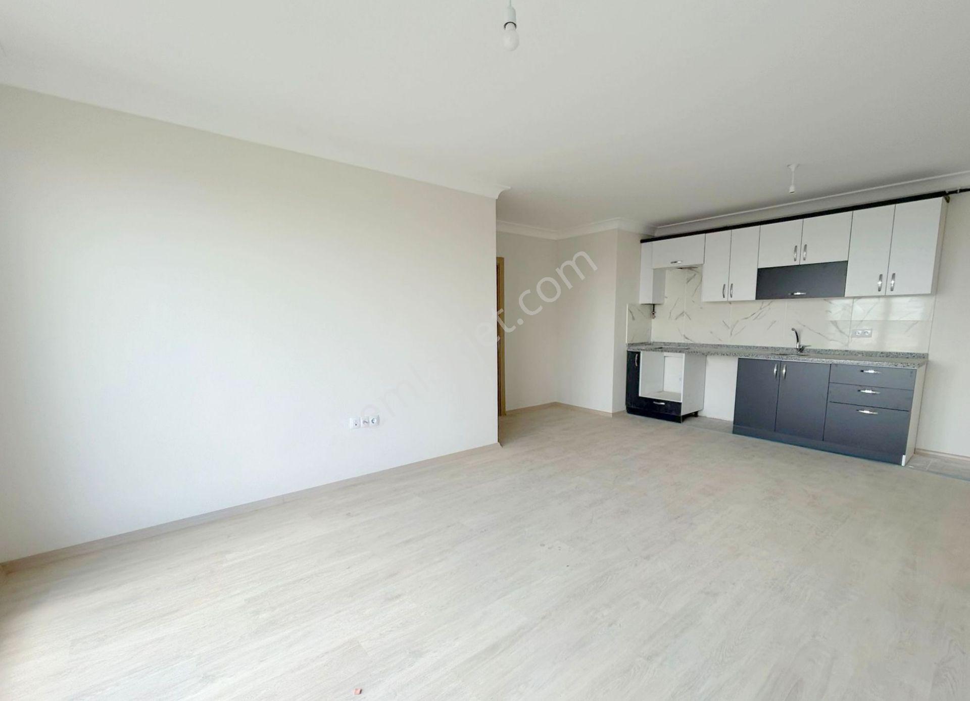 Mertcan'dan Havuzlu Güvenlikli Sitede Ara Kat 2+1 Daire - Görsel 8
