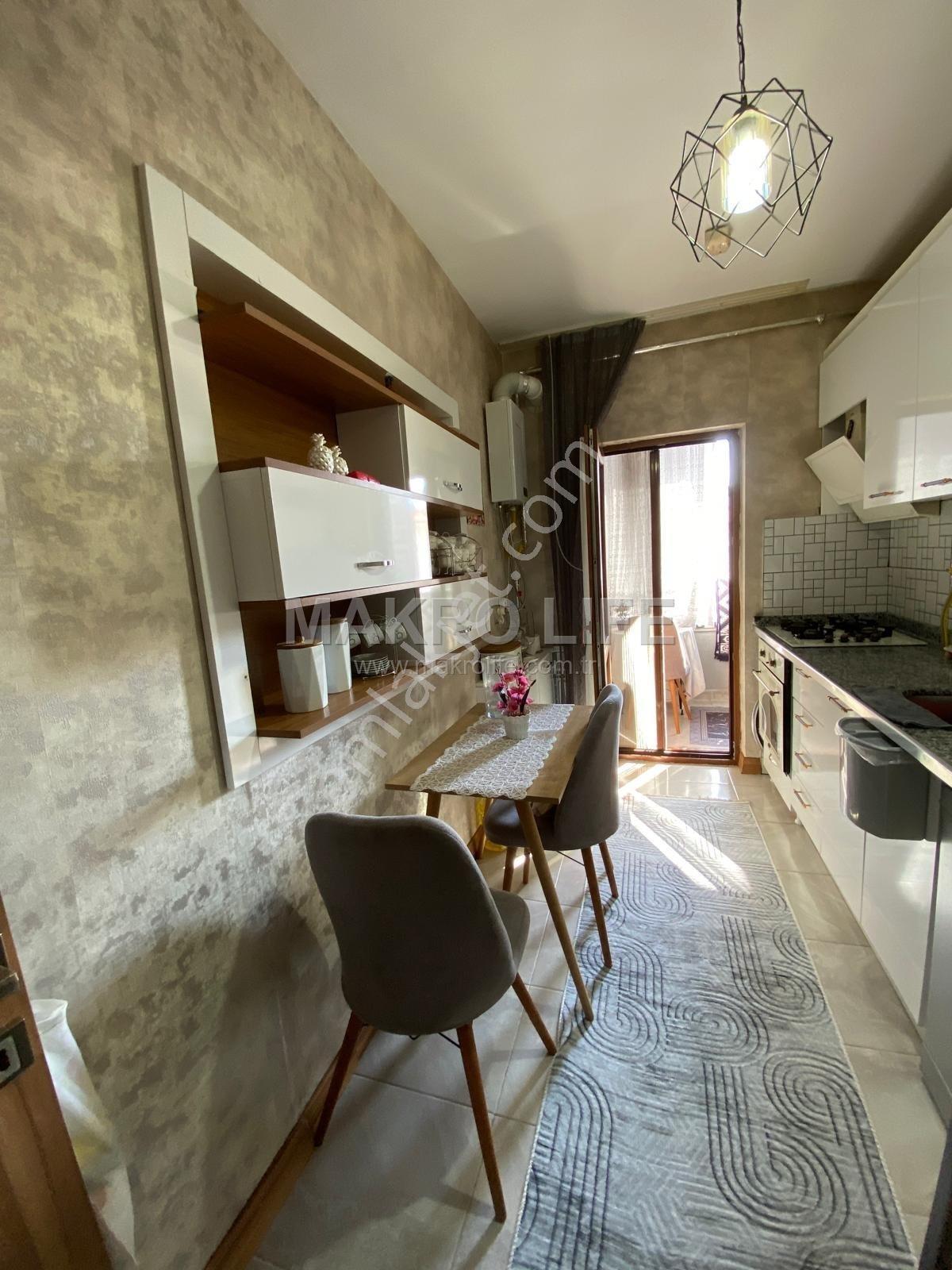 Üçkuyular 808 Tokide Ekstra Masraflı Ful Yapılı Satılık 2+1 Daire - Görsel 3