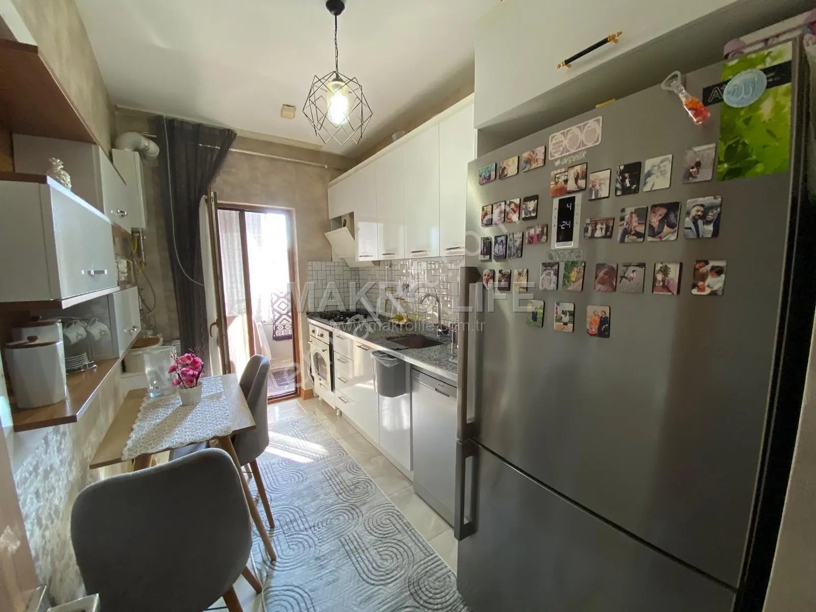 Üçkuyular 808 Tokide Ekstra Masraflı Ful Yapılı Satılık 2+1 Daire - Görsel 2