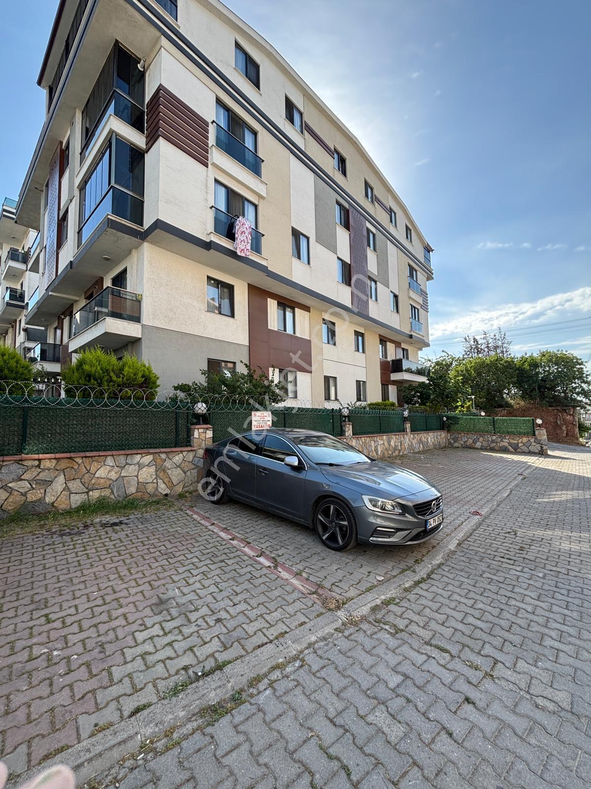 Darıca Bağlarbaşı Royal Panorama Sitesinde Satılık 2+1 Daire - Görsel 24
