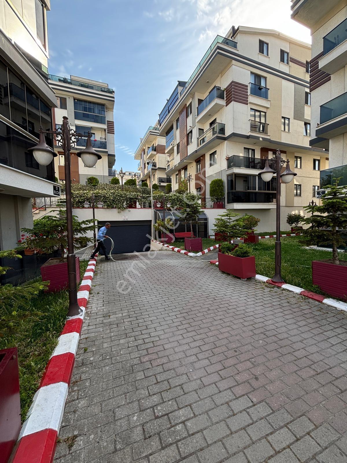 Darıca Bağlarbaşı Royal Panorama Sitesinde Satılık 2+1 Daire - Görsel 32