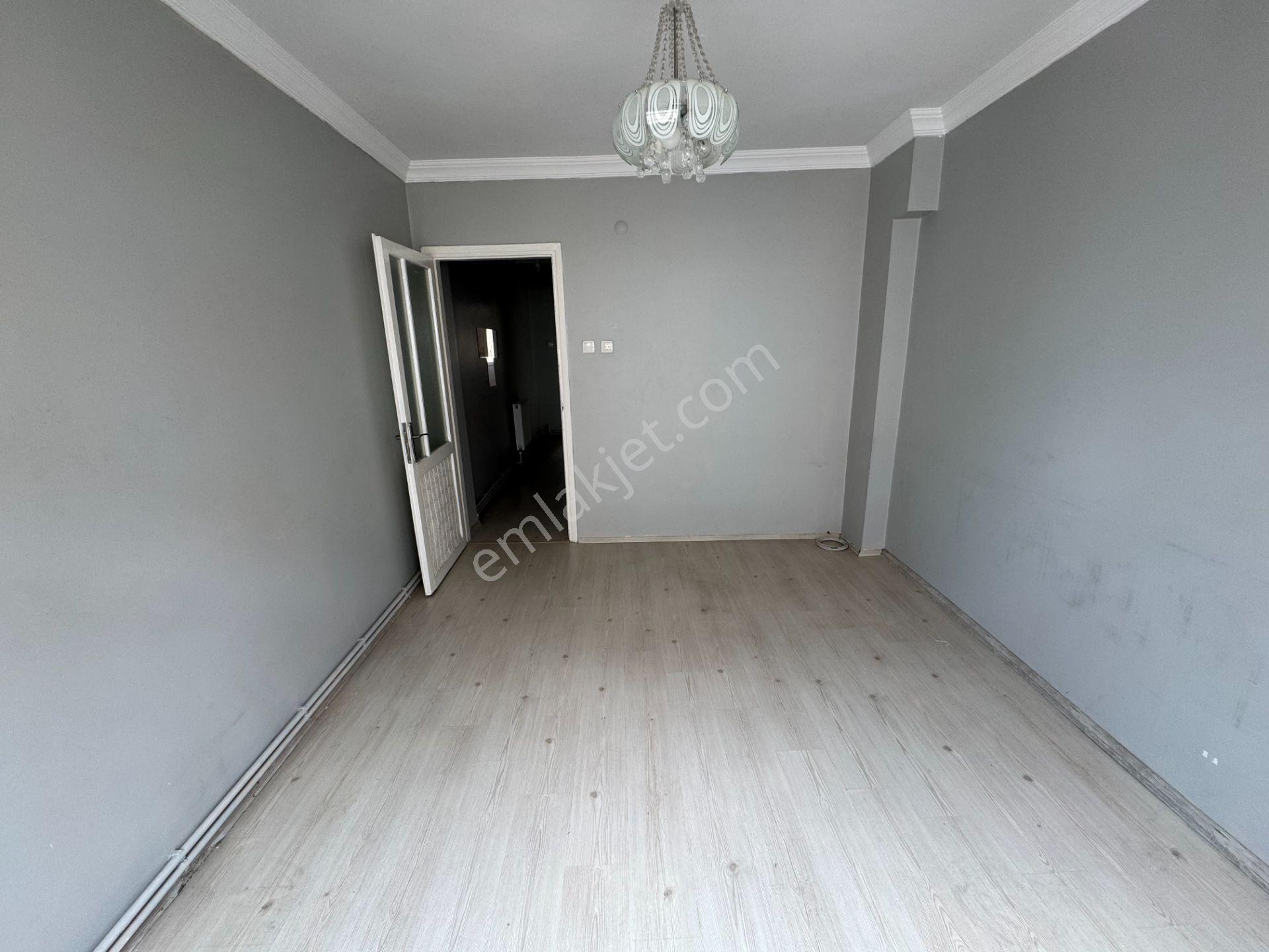 Turyap' Tan Fatih Koca Mustafa Paşa' Da Ara Kat Temiz 1+1 Kiralık Daire - Görsel 16