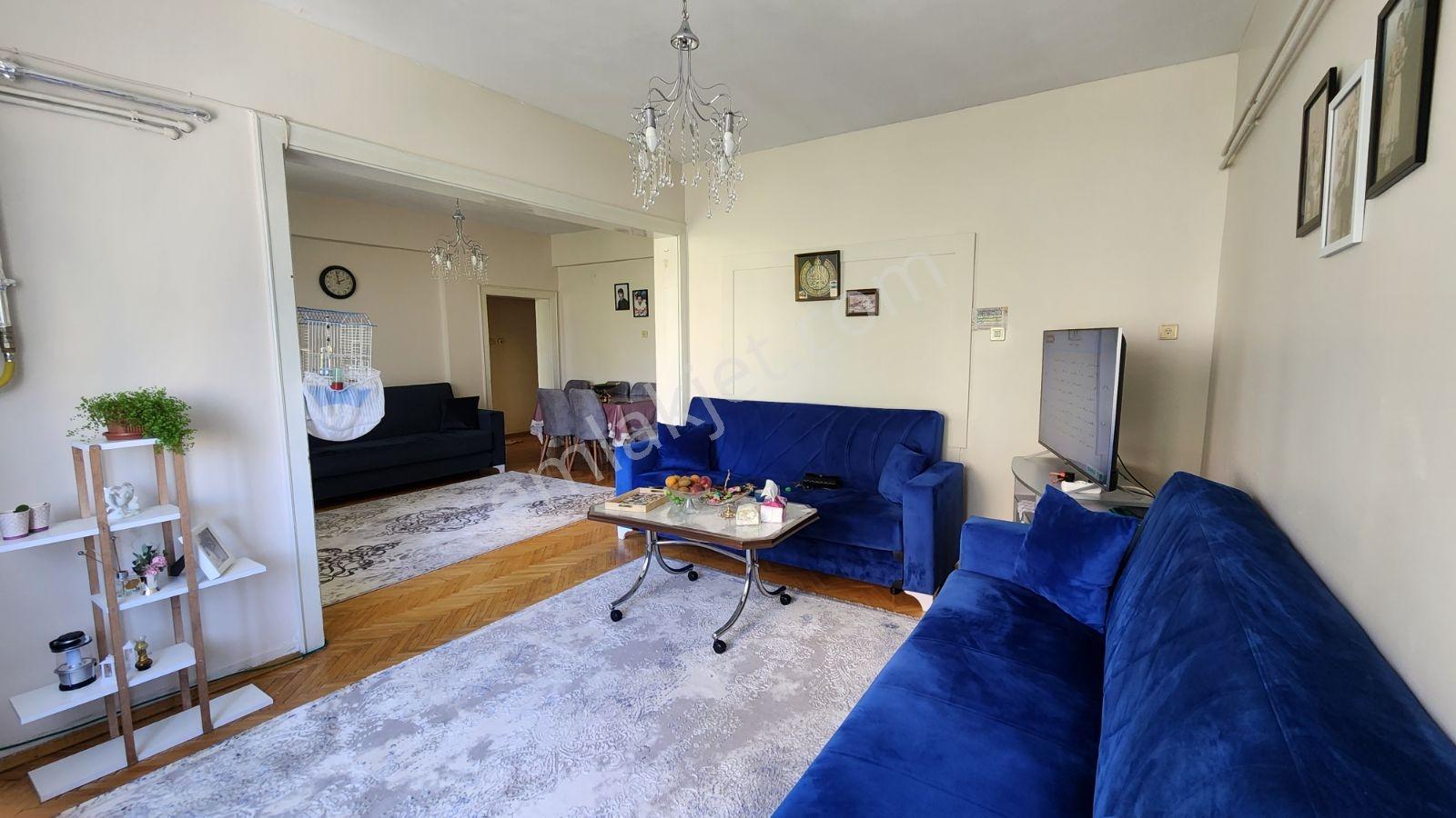 Farabi Caddesi Üzeri Cadde Cepheli Kiralık Daire Tramvay Dibinde - Görsel 5