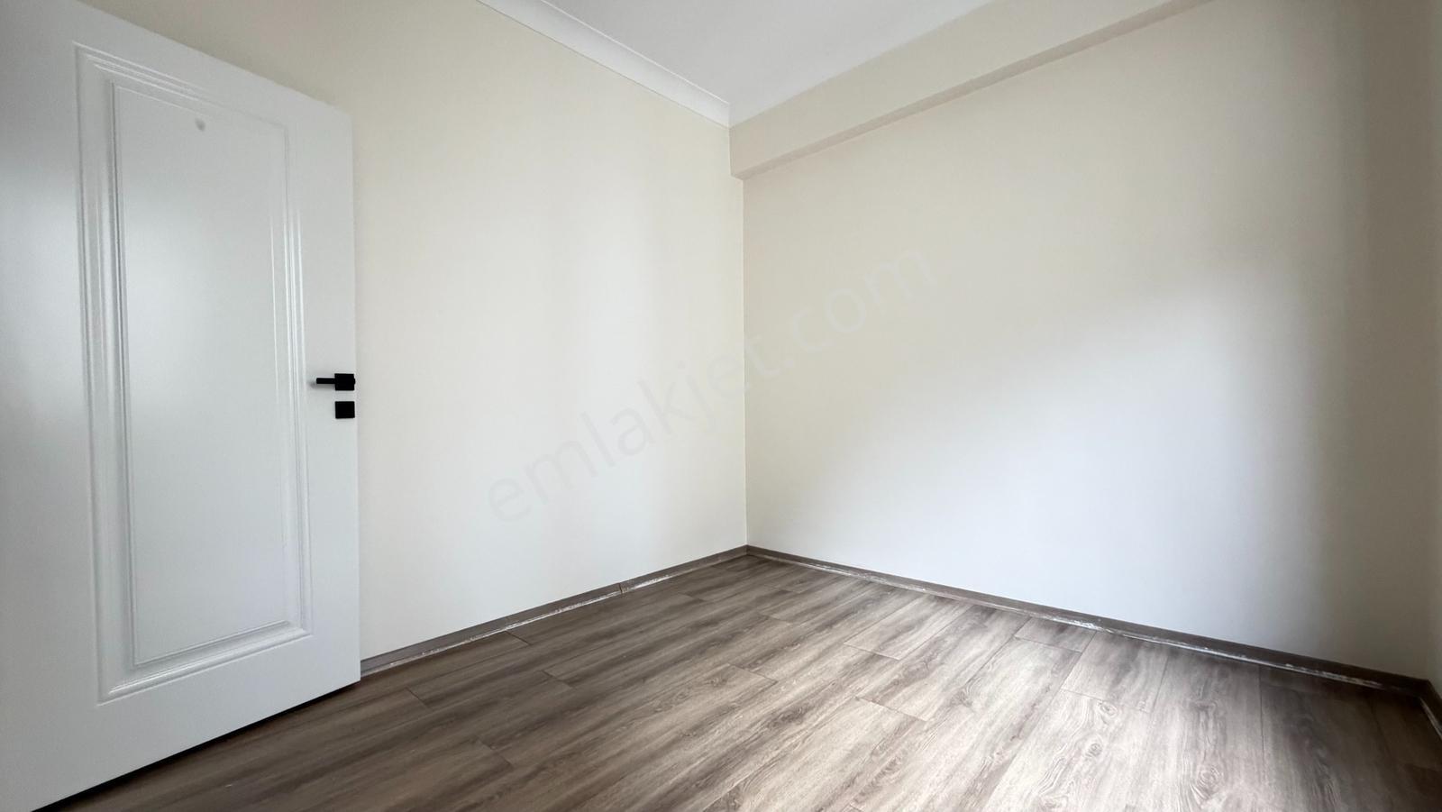 İlka'dan Mehmet Akif Ersoy 1+1 Kiralık Daire Yeni Bina Ara Kat - Görsel 12
