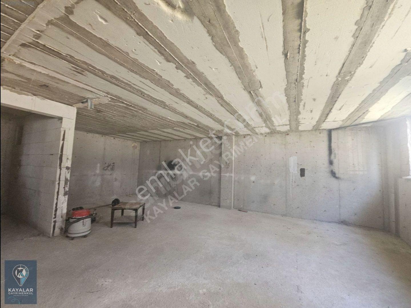 Kayalardan Kiralık Çok Amaçlı Depo - Görsel 12