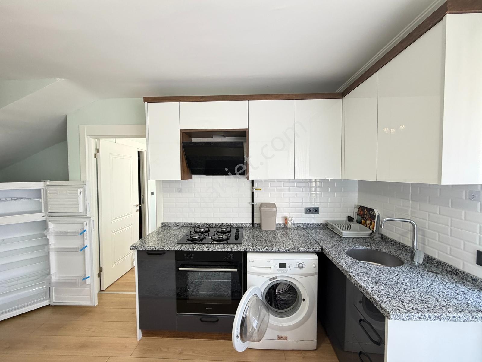 İncek'te Bulvara Sıfır Lüx Eşyalı Loft Kiralık 2+1 - Görsel 3