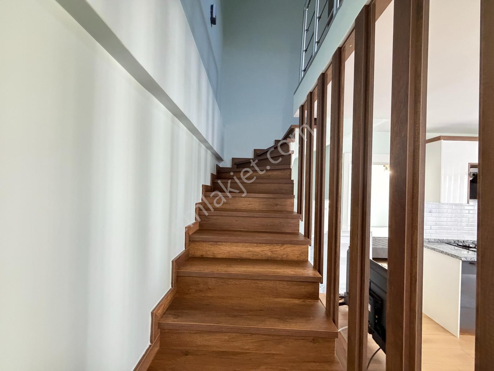 İncek'te Bulvara Sıfır Lüx Eşyalı Loft Kiralık 2+1 - Görsel 6