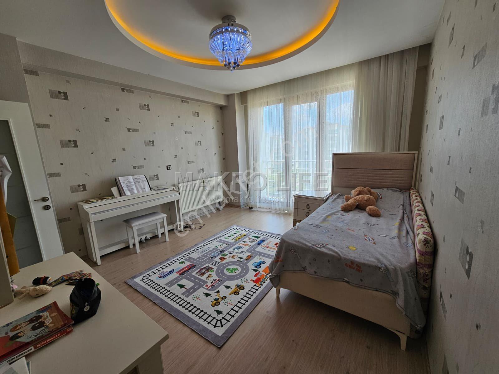 Göletli Park Civarında 3+1 Satılık Lüks Daire - Görsel 28