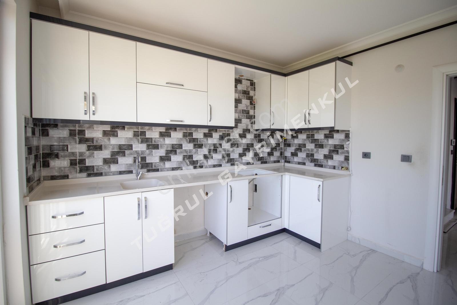 Çalı Merkez'de Site İçerisinde 2+1 Dubleks Daire