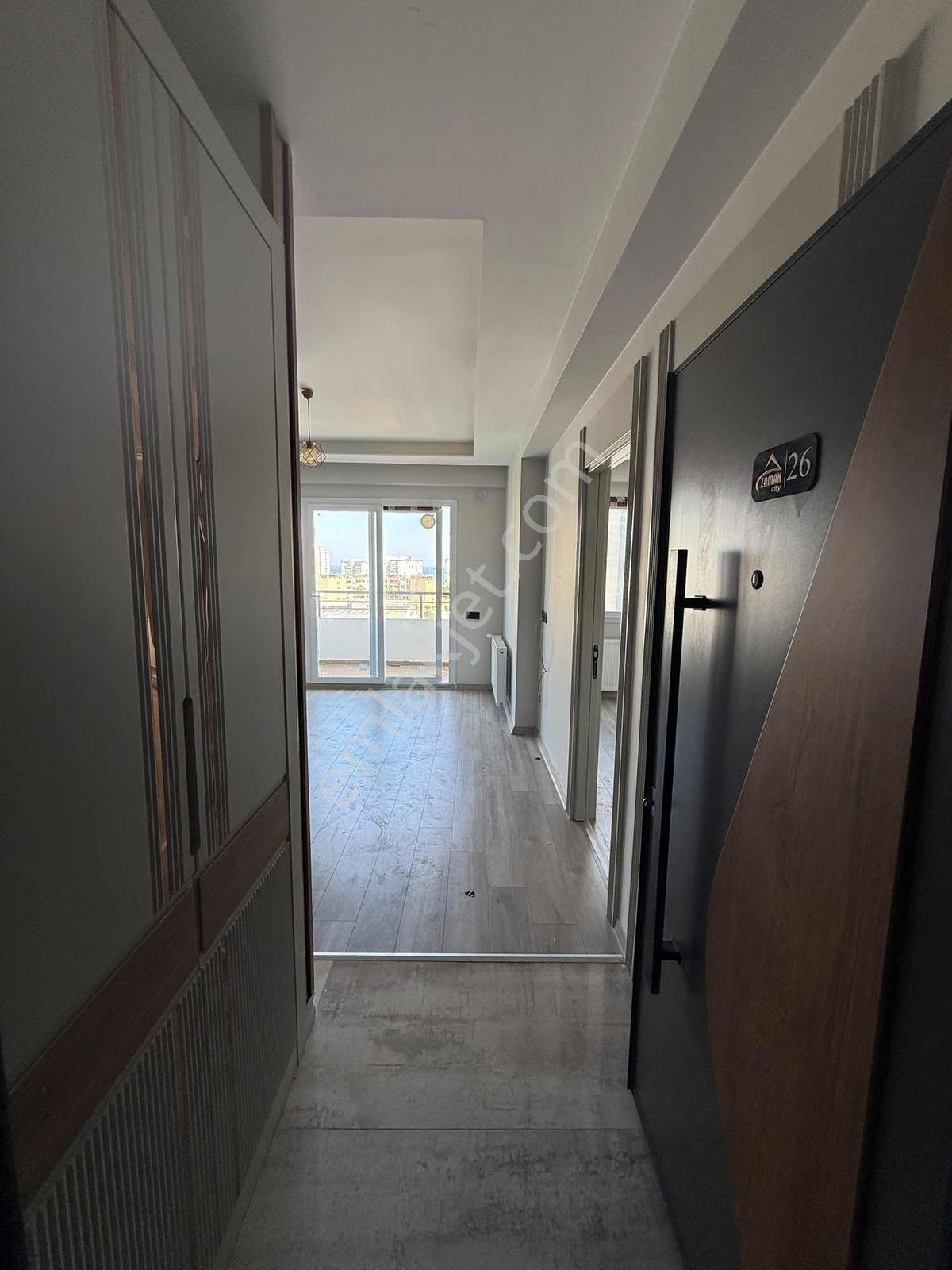 Yonca'dan Mezitlide Havuzlu Sitede 1+1 Eşyasız Kiralık Daire - Görsel 14