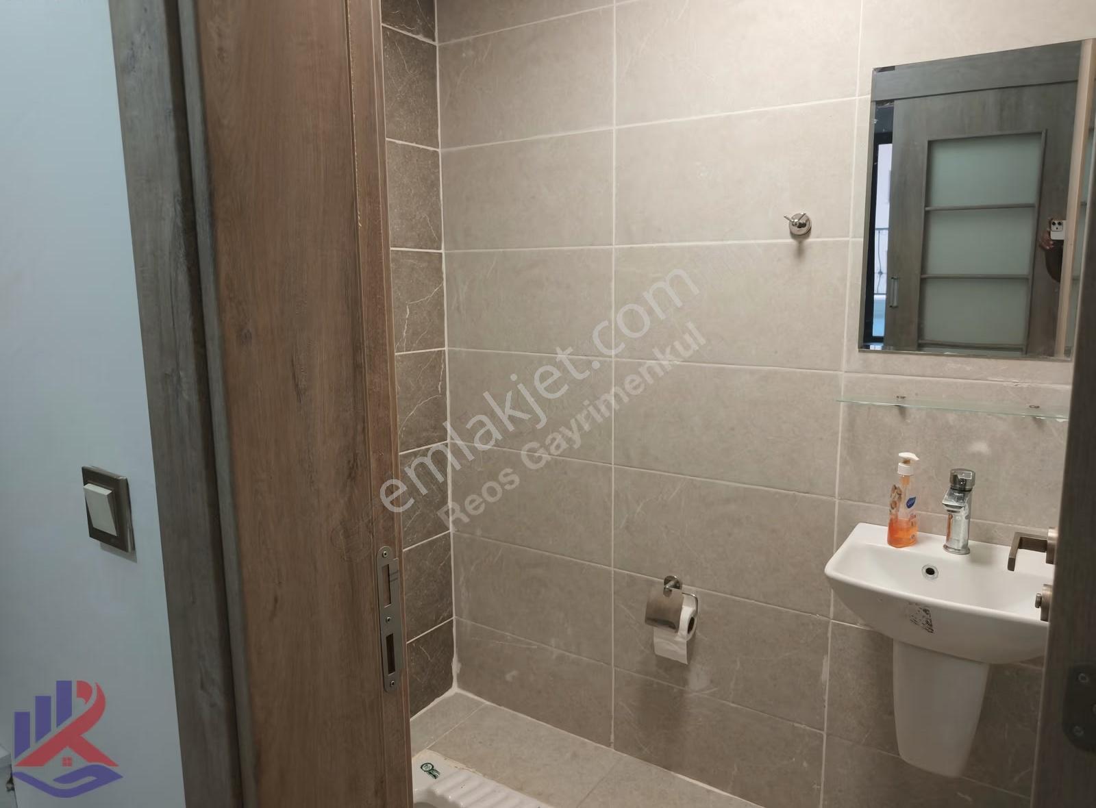 Reos Gayrimenkul'den Karşıyaka Toki'de 3+1 Kiralık Daire - Görsel 17