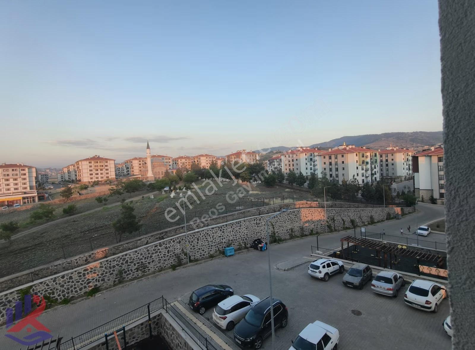 Reos Gayrimenkul'den Karşıyaka Toki'de 3+1 Kiralık Daire - Görsel 5