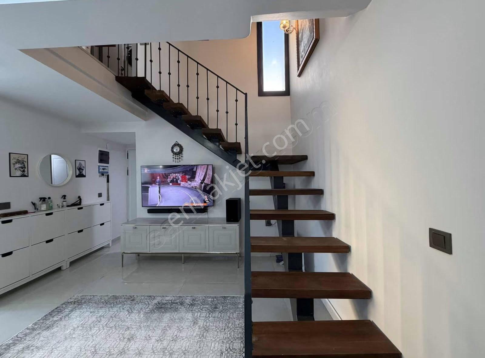 Yiğit Gayrimenkul'den Çiftlikköy'de Deniz Manzaralı 4+1 Villa - Görsel 17