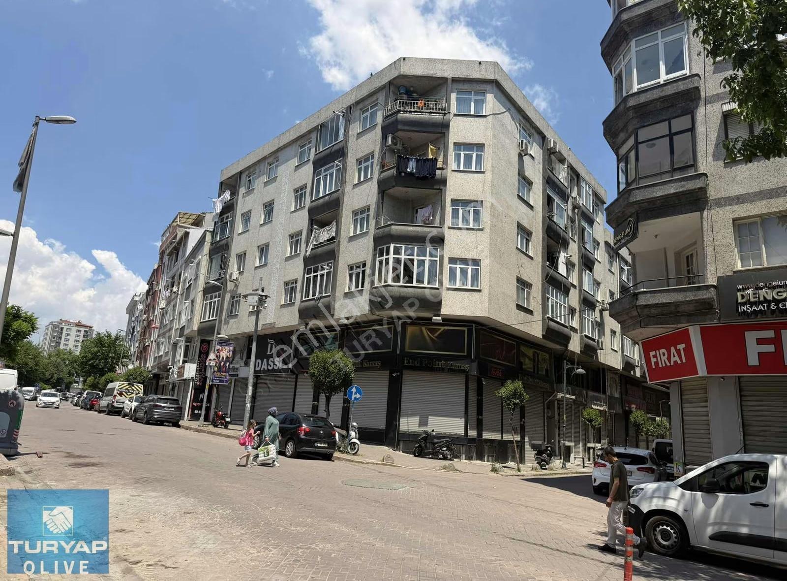 Zeytinburnu 3+1 Satlık Daire - Görsel 2